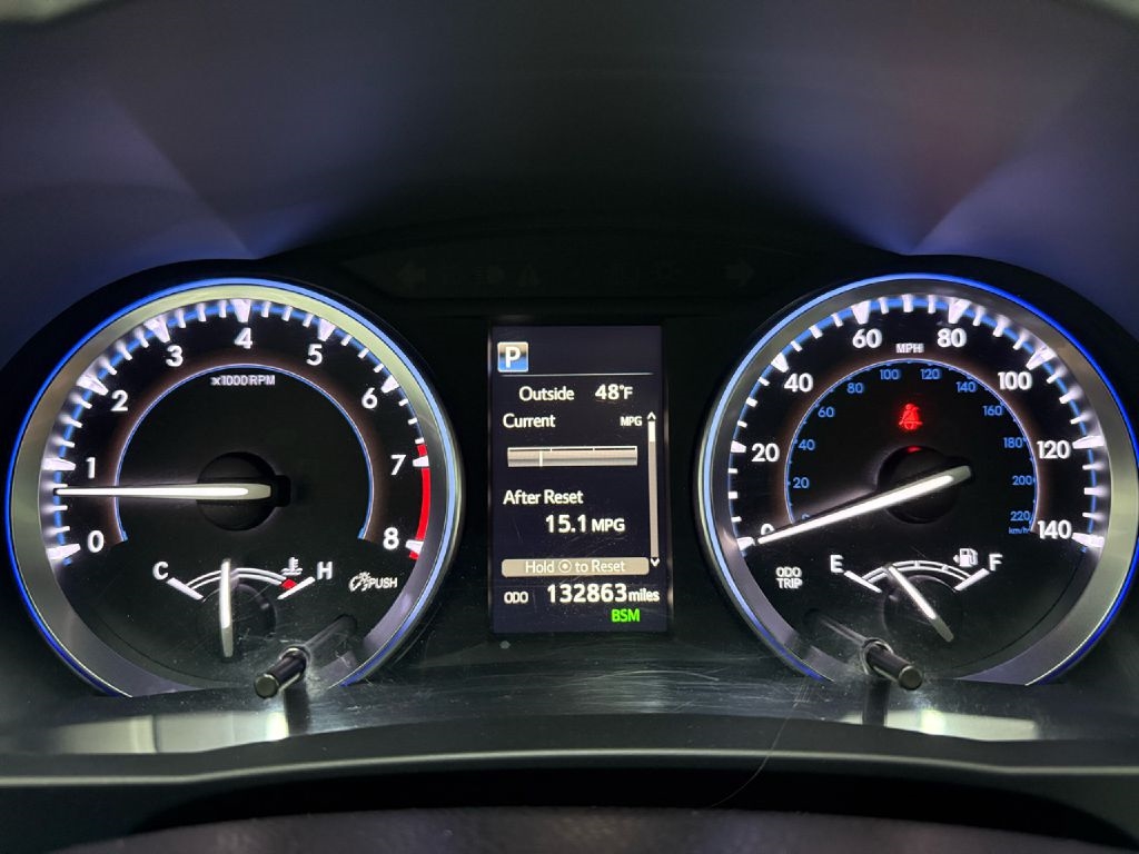 Toyota Highlander SE AWD V6 2017 Toyota Highlander SE AWD V6 2017