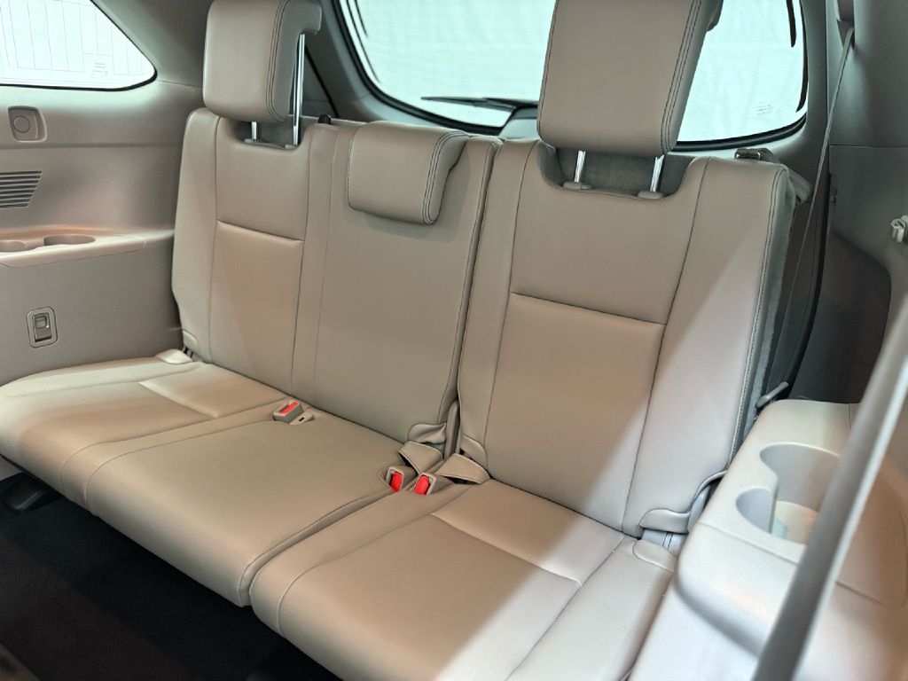 Toyota Highlander SE AWD V6 2017 Toyota Highlander SE AWD V6 2017