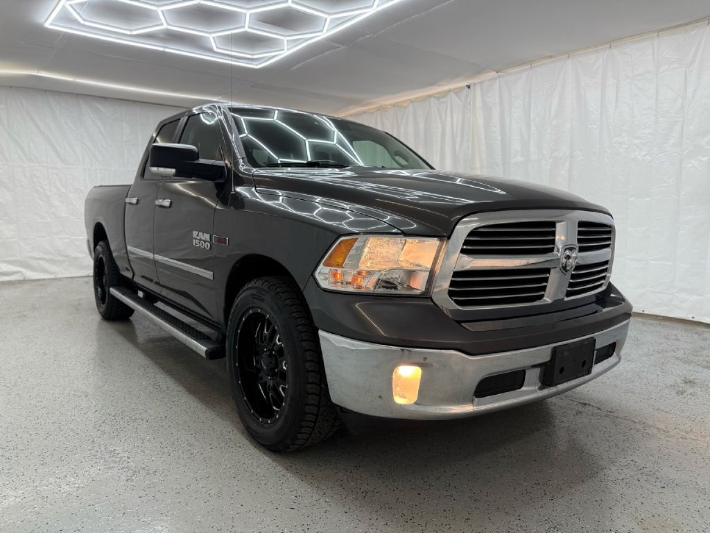 2015 RAM 1500 SLT Quad Cab 4WD