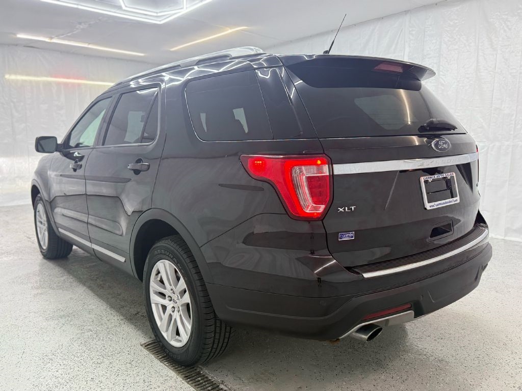 Ford Explorer XLT 4WD 2018