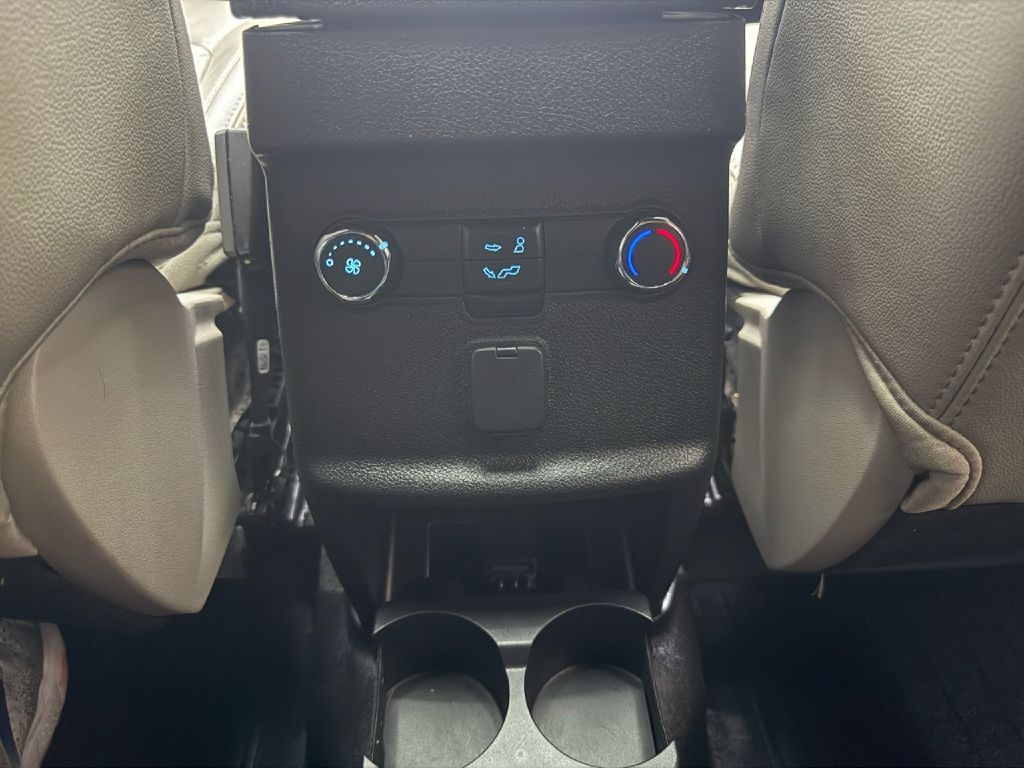 Ford Explorer XLT 4WD 2018