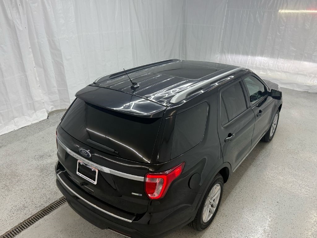 Ford Explorer XLT 4WD 2018