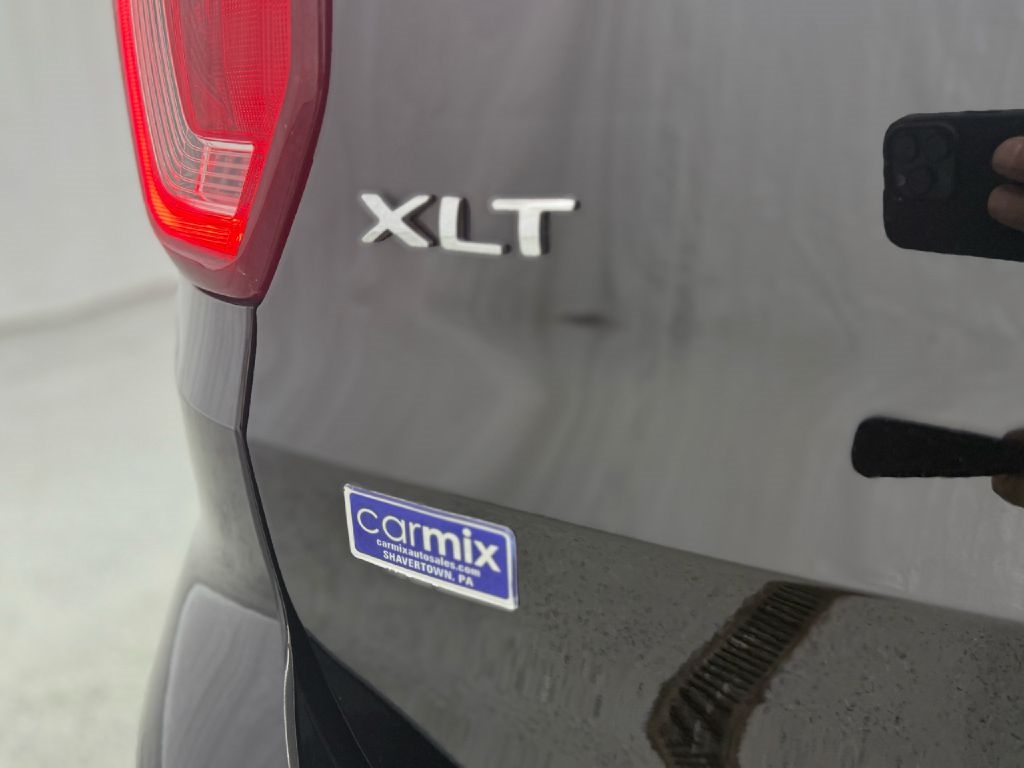 Ford Explorer XLT 4WD 2018