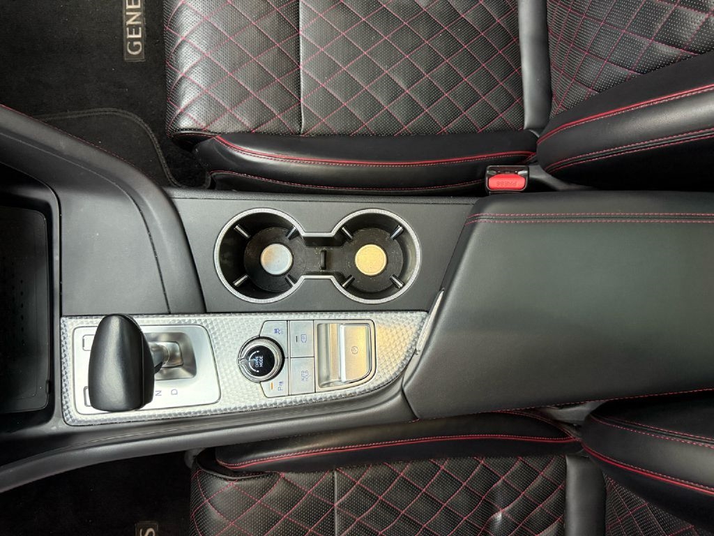 Genesis G70 3.3T 2022