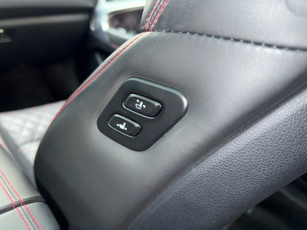 Genesis G70 3.3T 2022