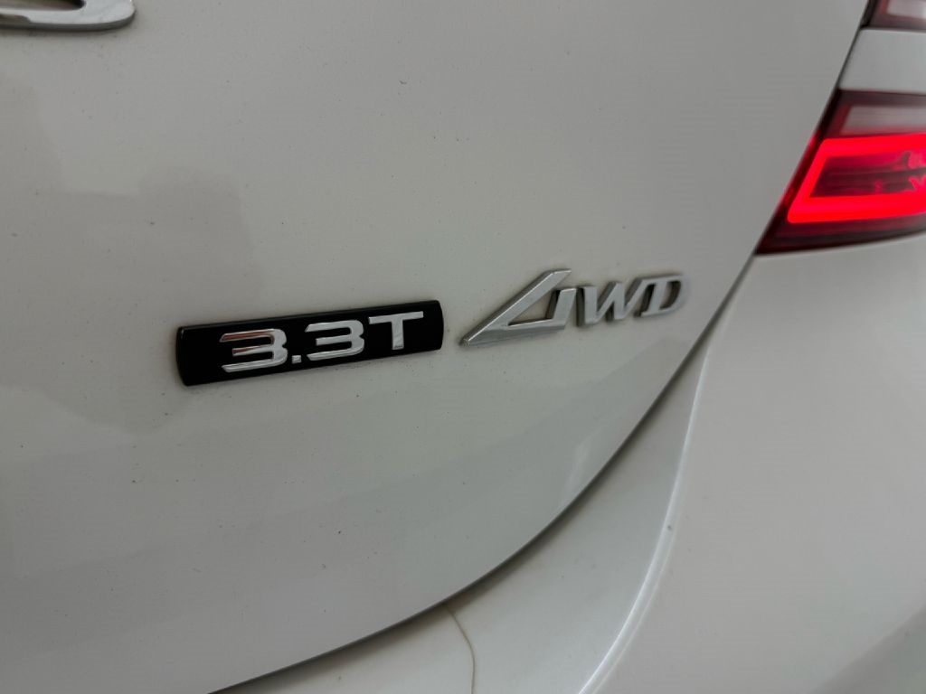 Genesis G70 3.3T 2022