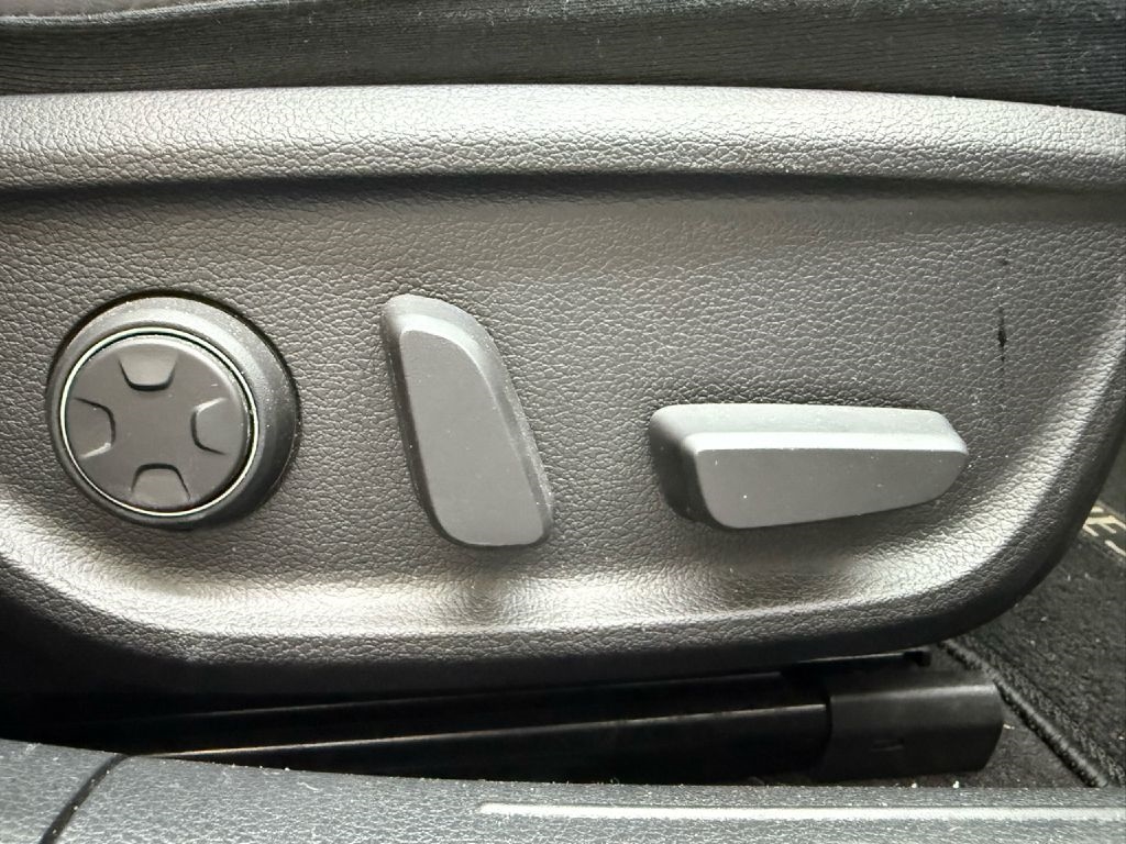 Genesis G70 3.3T 2022