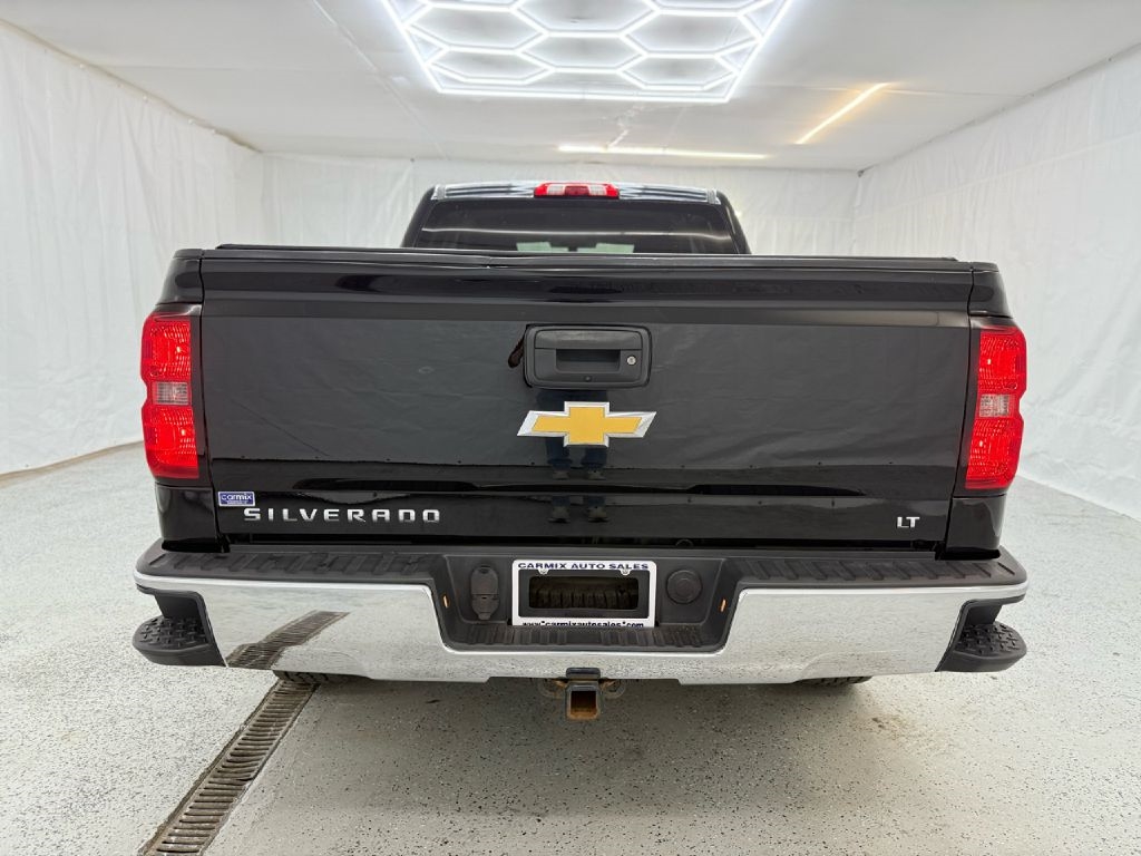 2016 Chevrolet Silverado 1500 LT photo 4
