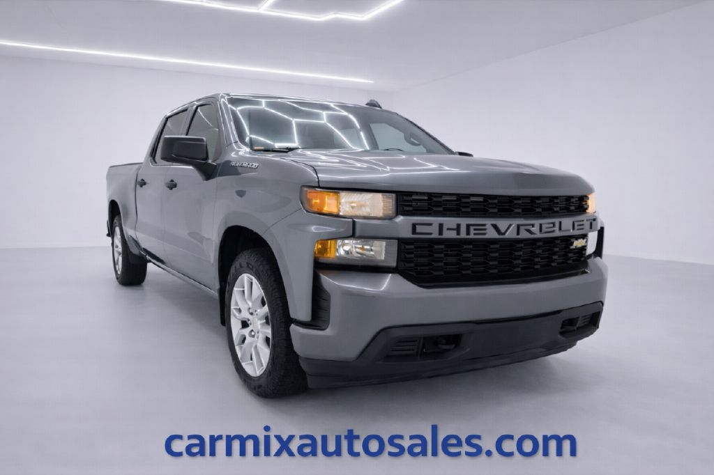 2019 Chevrolet Silverado 1500 Custom Crew Cab Long Box 4WD
