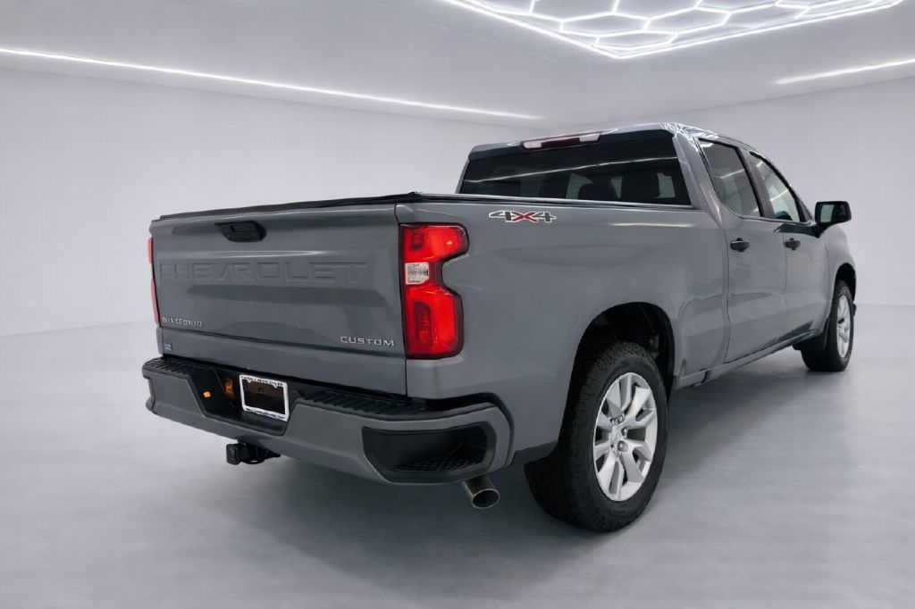 Chevrolet Silverado 1500 Custom Crew Cab Long Box 4WD 2019