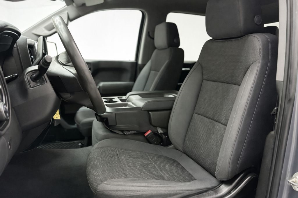 Chevrolet Silverado 1500 Custom Crew Cab Long Box 4WD 2019