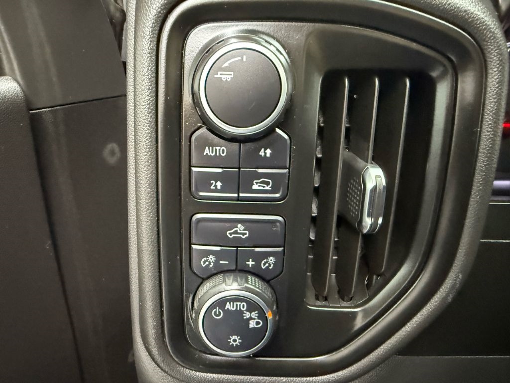 Chevrolet Silverado 1500 Custom Crew Cab Long Box 4WD 2019