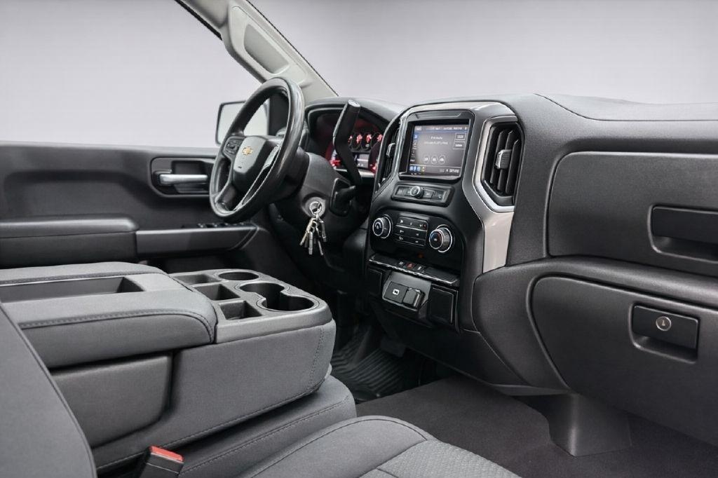 Chevrolet Silverado 1500 Custom Crew Cab Long Box 4WD 2019