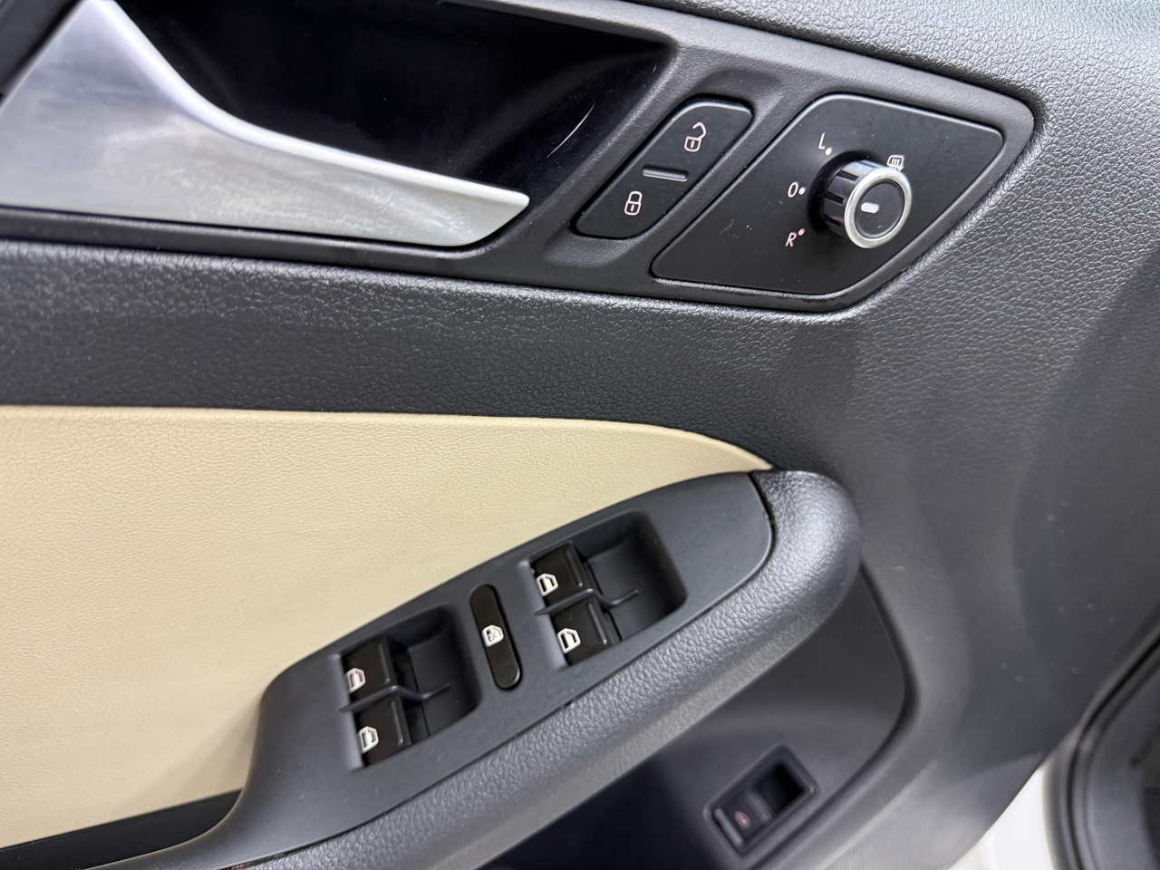 Volkswagen Jetta SE 2013