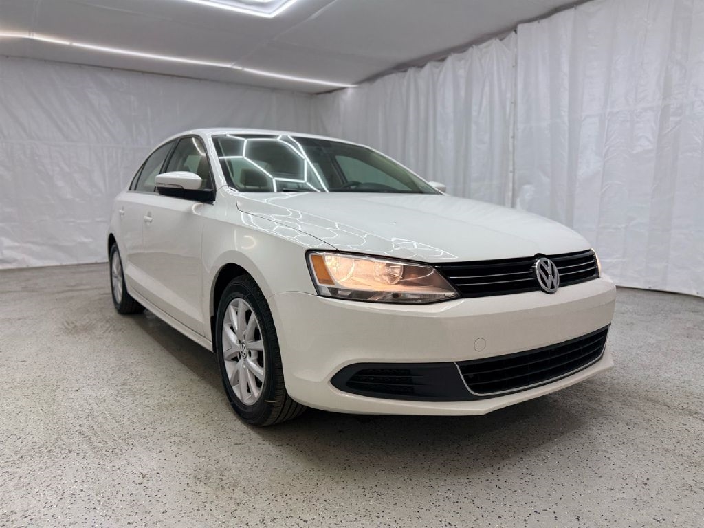 2013 Volkswagen Jetta SE's photo