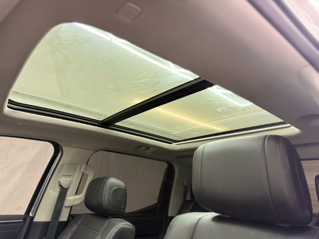 Toyota Tundra Limited CrewMax 4WD Long Bed 2024