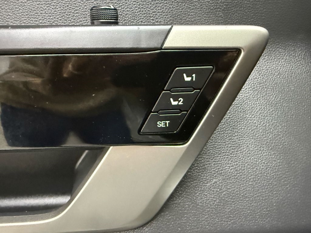 Toyota Tundra Limited CrewMax 4WD Long Bed 2024