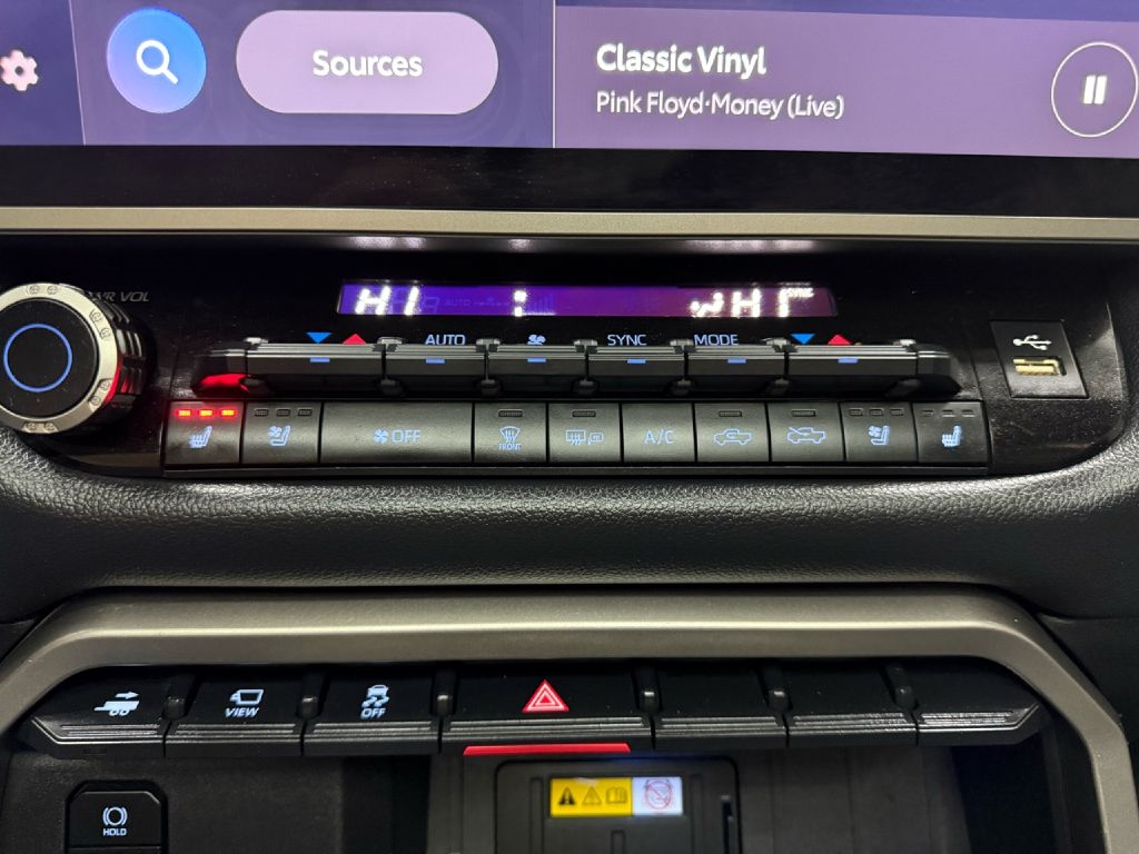 Toyota Tundra Limited CrewMax 4WD Long Bed 2024