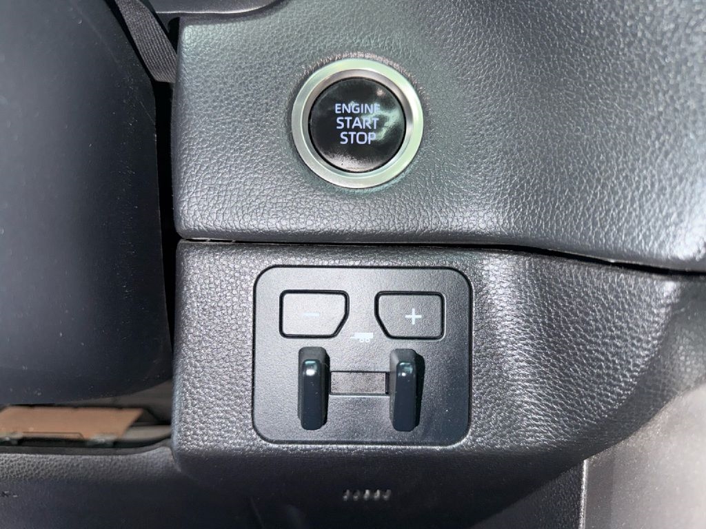 Toyota Tundra Limited CrewMax 4WD Long Bed 2024