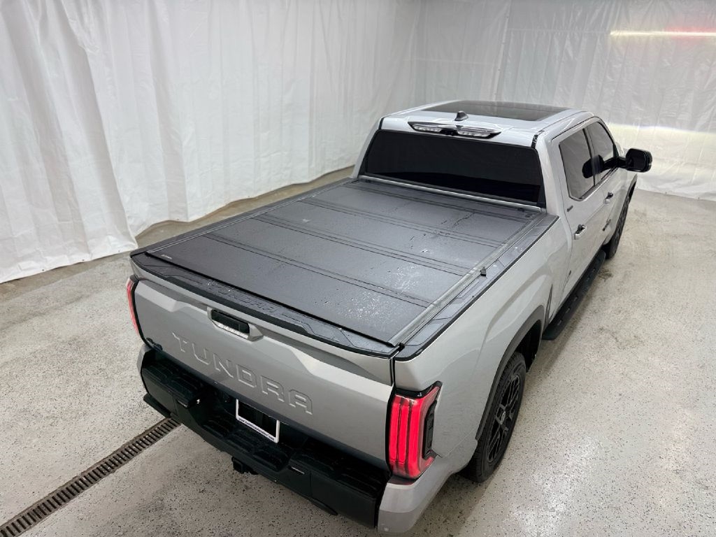 Toyota Tundra Limited CrewMax 4WD Long Bed 2024