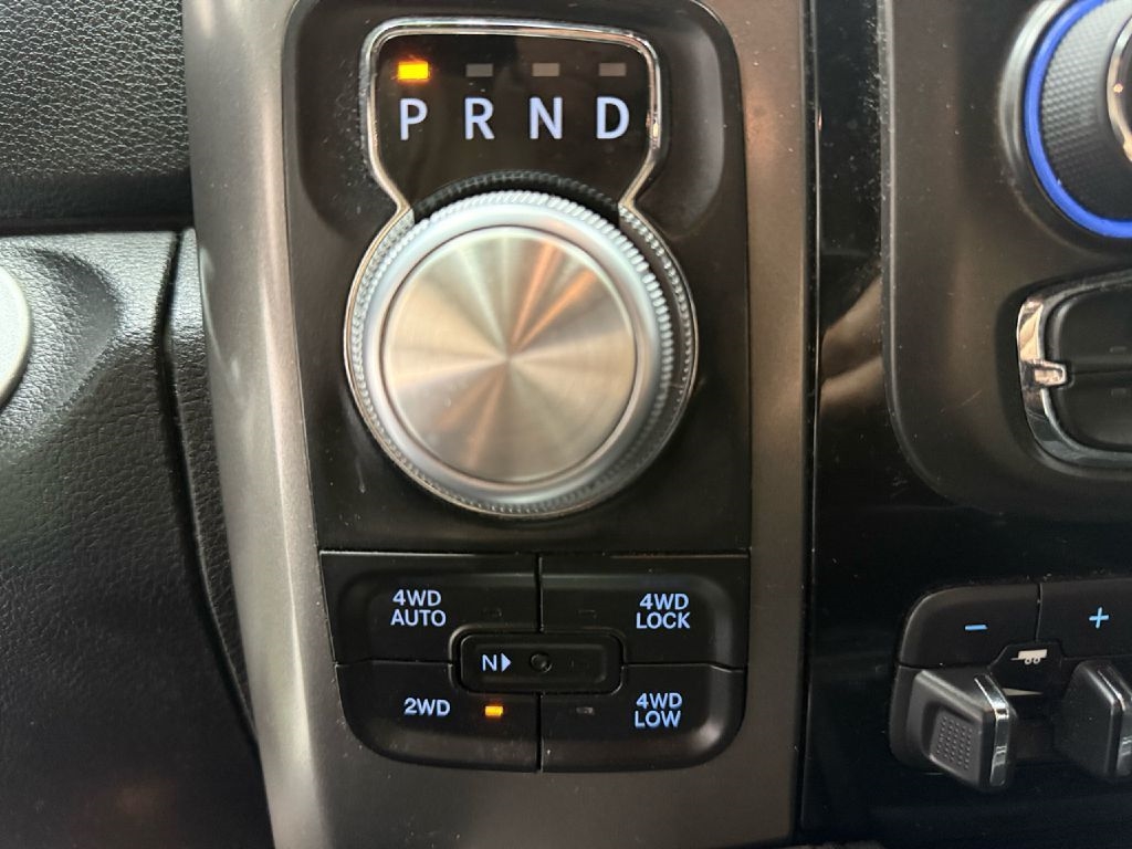 RAM 1500 Sport Crew Cab SWB 4WD 2017