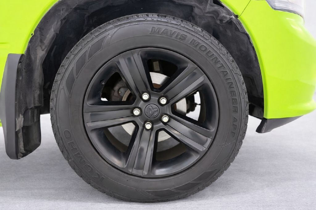 RAM 1500 Sport Crew Cab SWB 4WD 2017