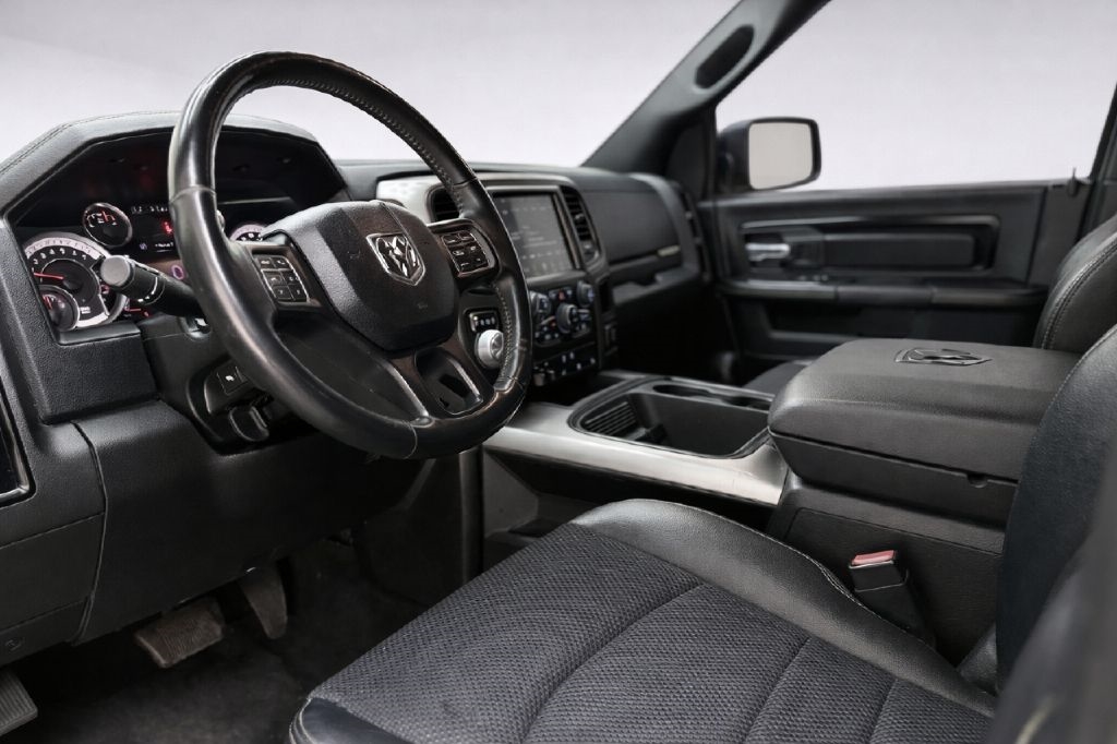 RAM 1500 Sport Crew Cab SWB 4WD 2017