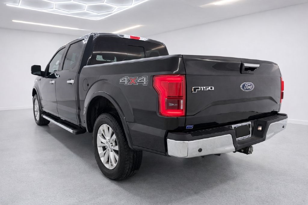 Ford F-150 XL SuperCrew 5.5-ft. Bed 4WD 2015