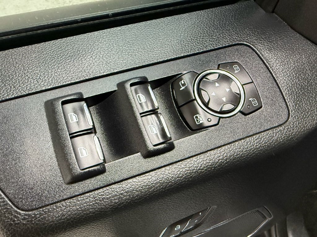 Ford F-150 XL SuperCrew 5.5-ft. Bed 4WD 2015