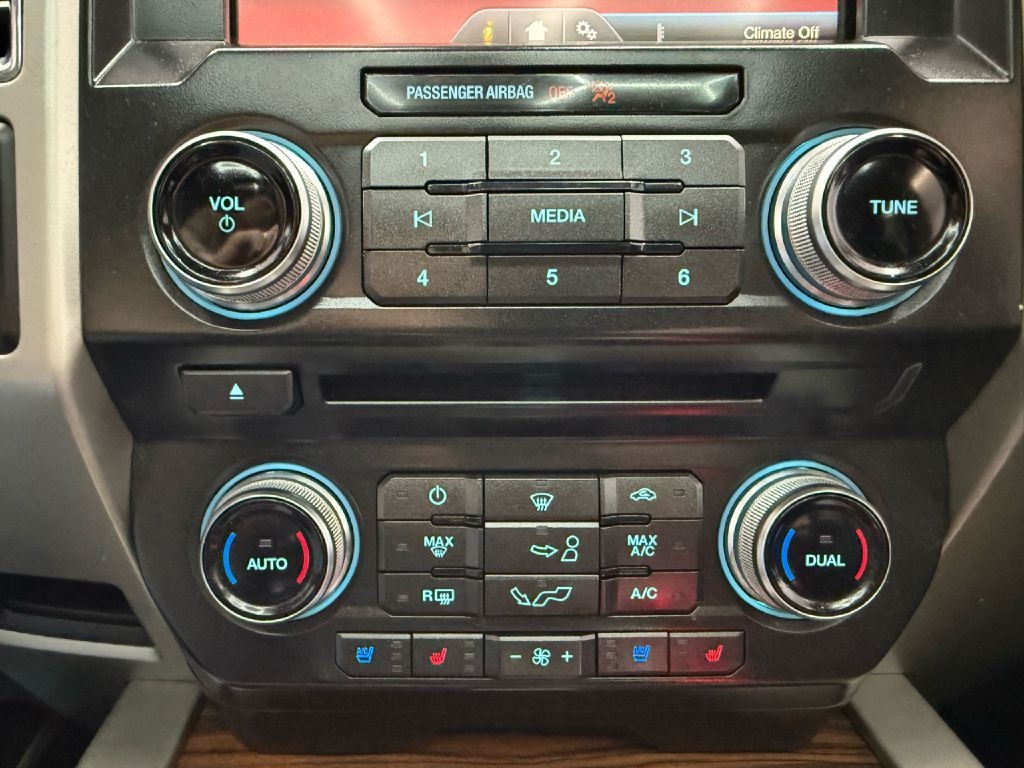 Ford F-150 XL SuperCrew 5.5-ft. Bed 4WD 2015