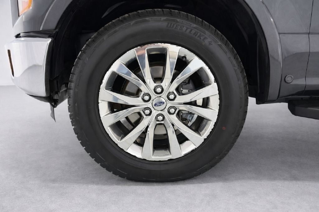 Ford F-150 XL SuperCrew 5.5-ft. Bed 4WD 2015