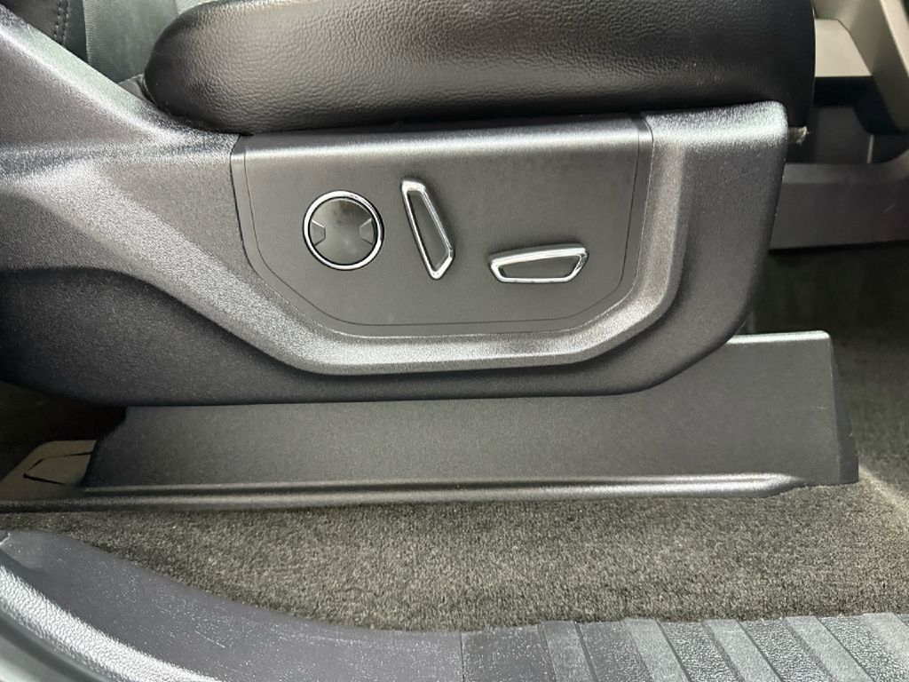 Ford F-150 XL SuperCrew 5.5-ft. Bed 4WD 2015