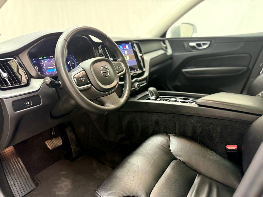 Volvo XC60 B5 Core AWD 2023