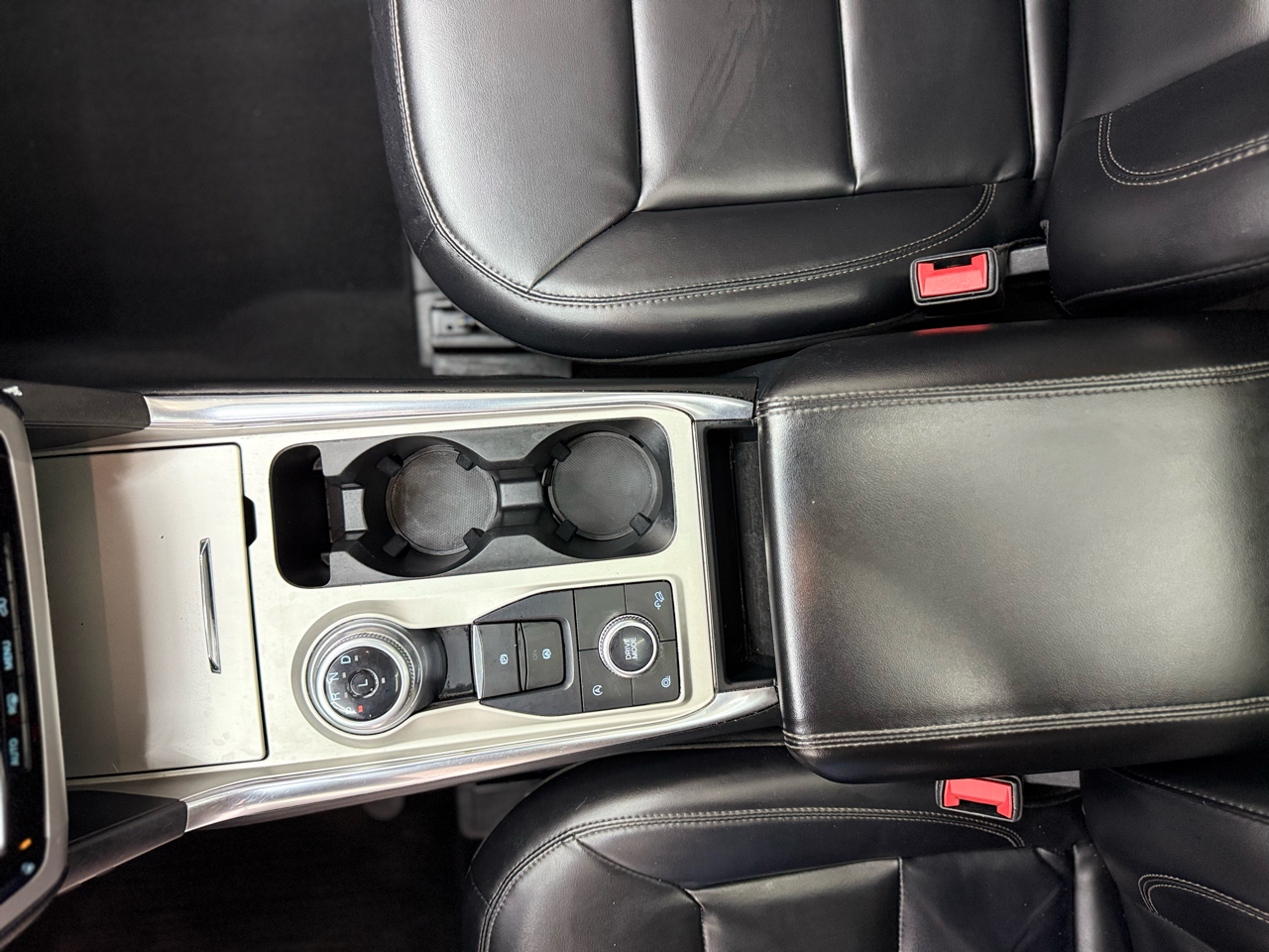 Ford Explorer XLT AWD 2021