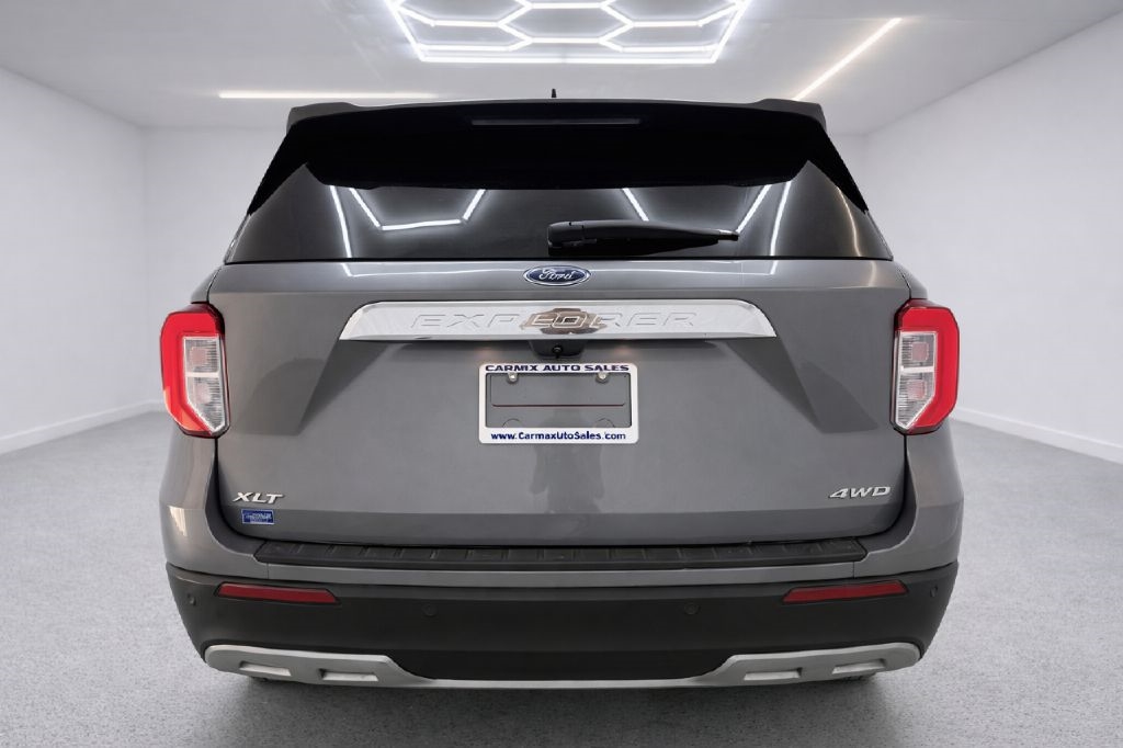 Ford Explorer XLT AWD 2021