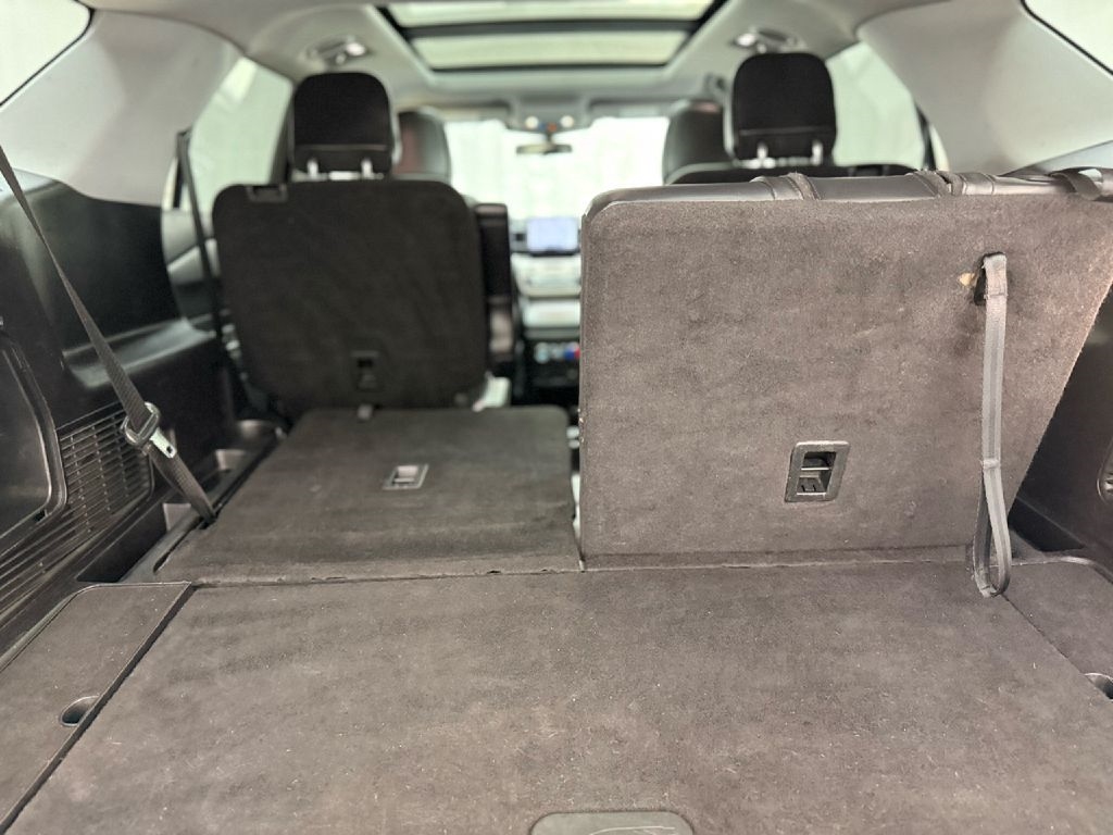 Ford Explorer XLT AWD 2021