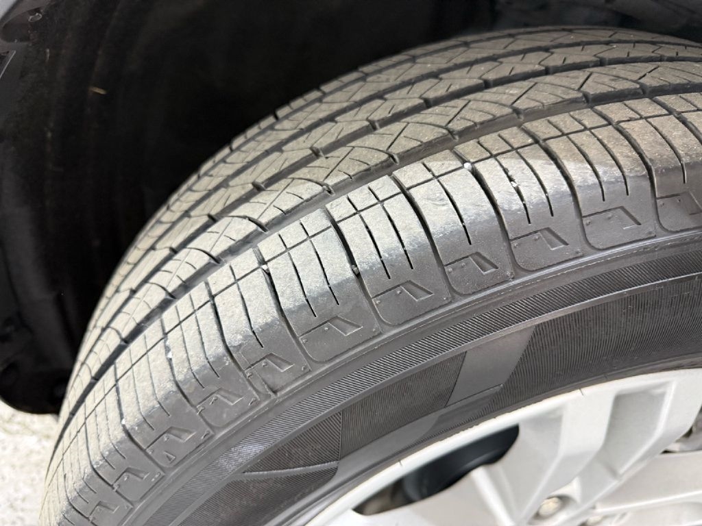 Ford Explorer XLT AWD 2021