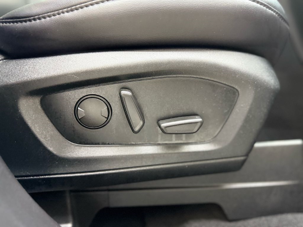 Ford Explorer XLT AWD 2021