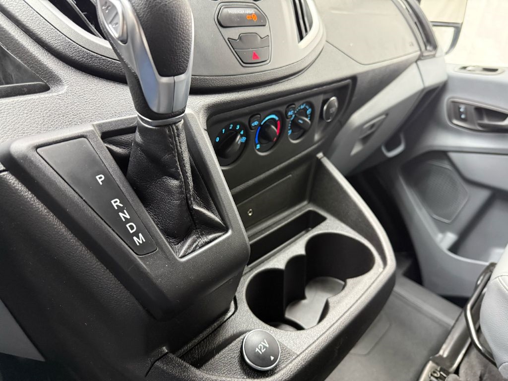 Ford Transit 150 Van Low Roof w/Sliding Pass. 148-in. WB 2019