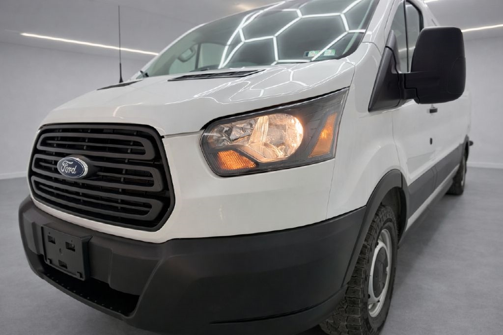 Ford Transit 150 Van Low Roof w/Sliding Pass. 148-in. WB 2019