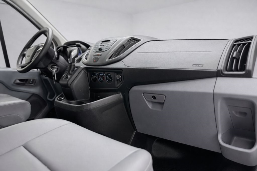 Ford Transit 150 Van Low Roof w/Sliding Pass. 148-in. WB 2019