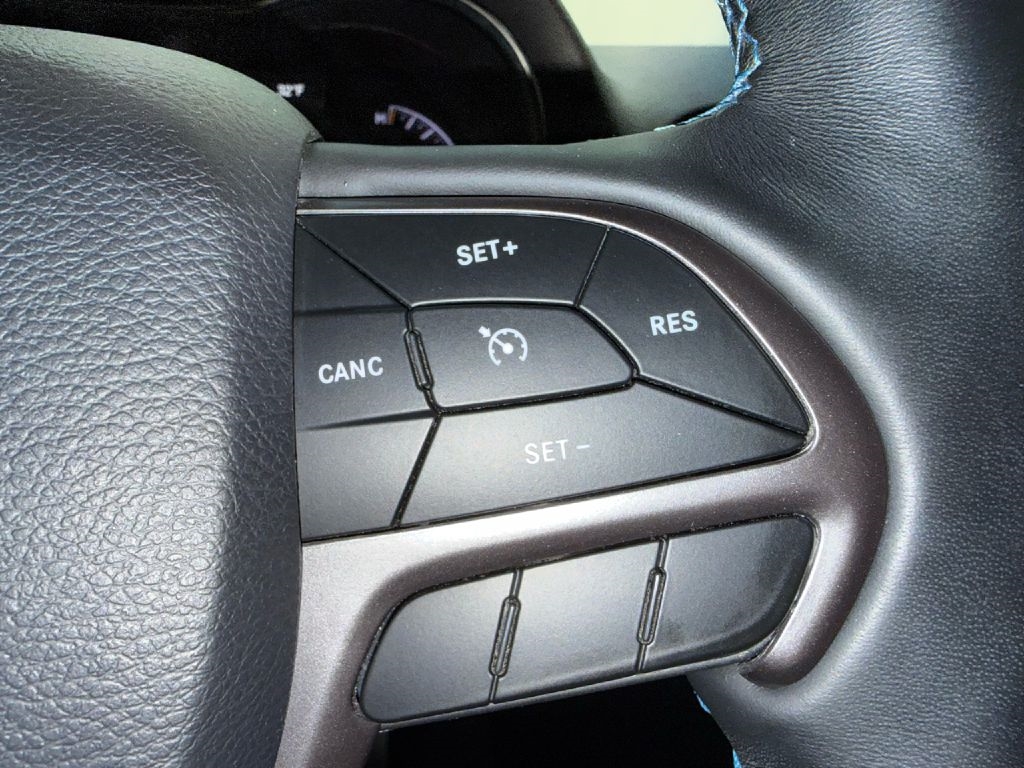 Jeep Grand Cherokee Laredo 4WD 2019