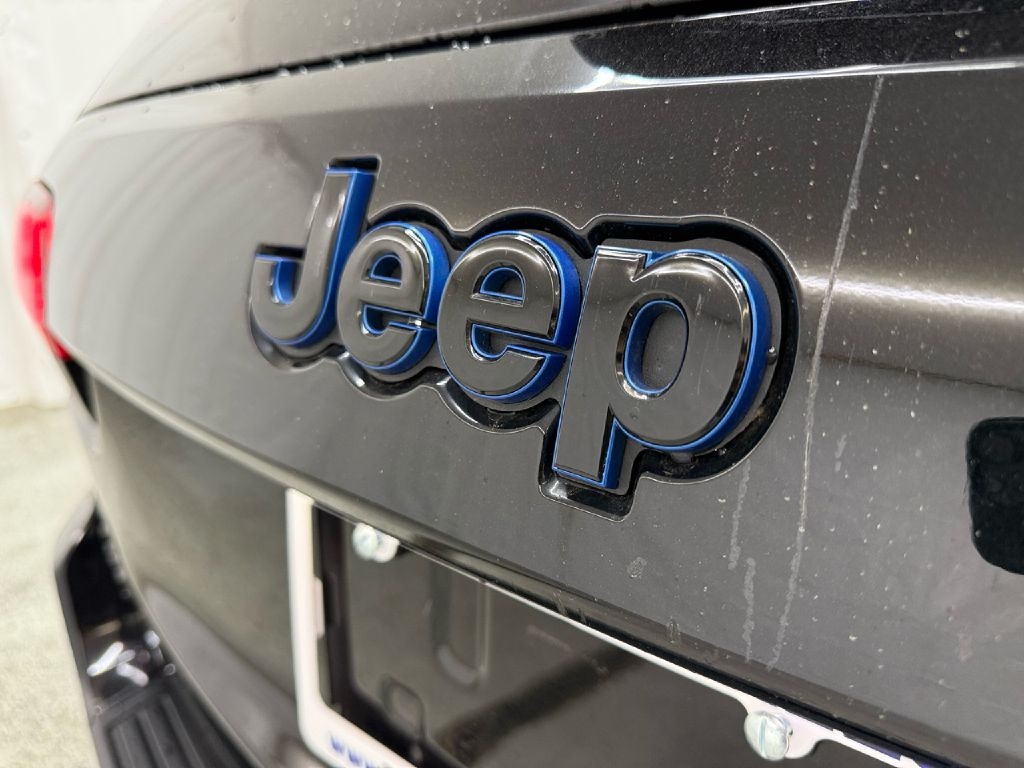Jeep Grand Cherokee Laredo 4WD 2019