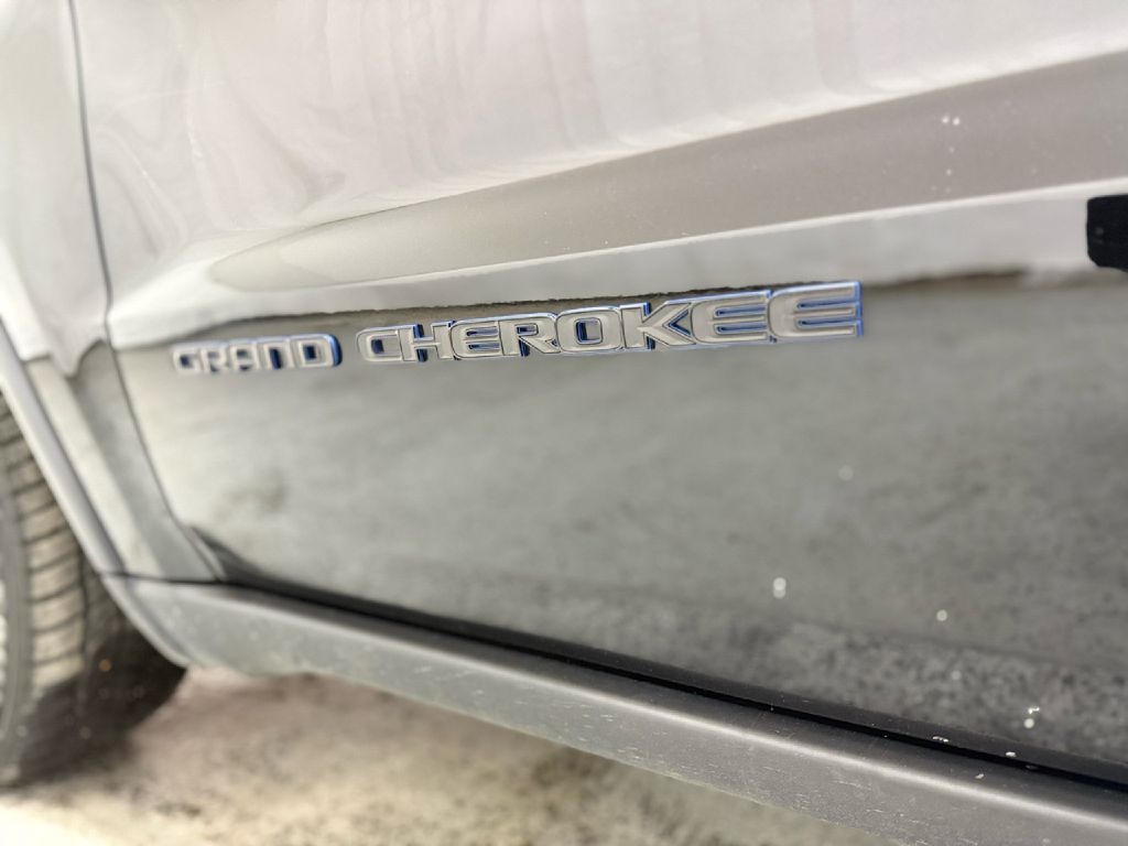 Jeep Grand Cherokee Laredo 4WD 2019