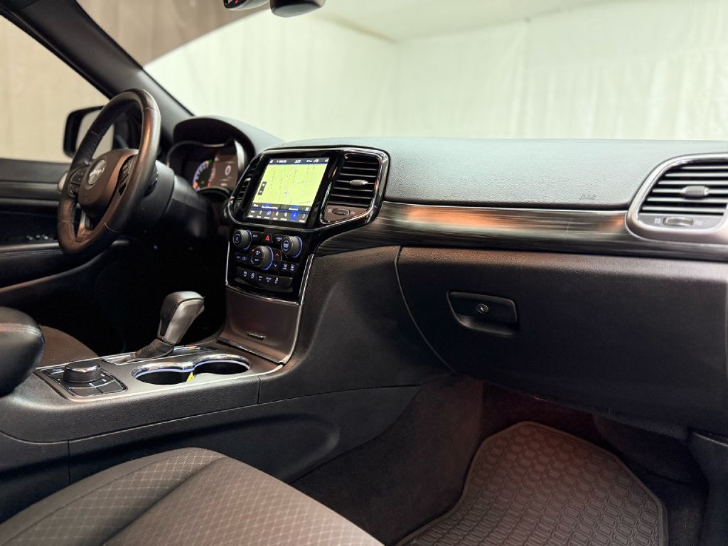 Jeep Grand Cherokee Laredo 4WD 2019