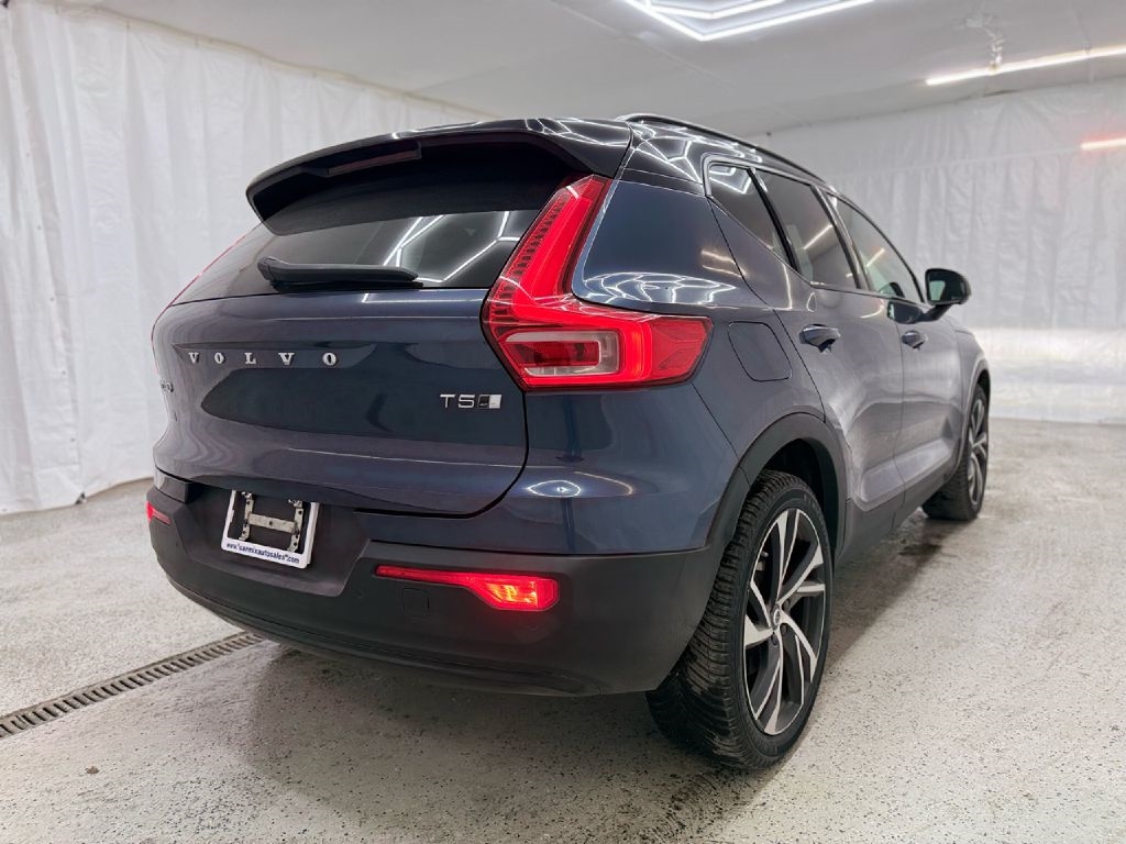 Volvo XC40 T5 R-Design AWD 2022