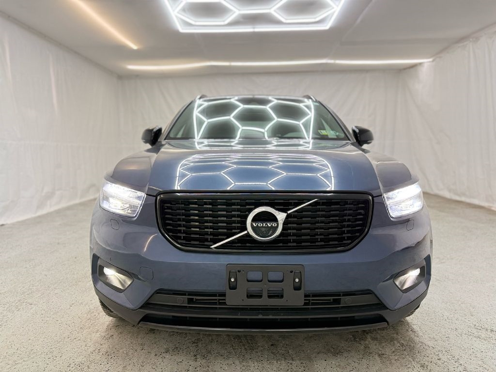 Volvo XC40 T5 R-Design AWD 2022