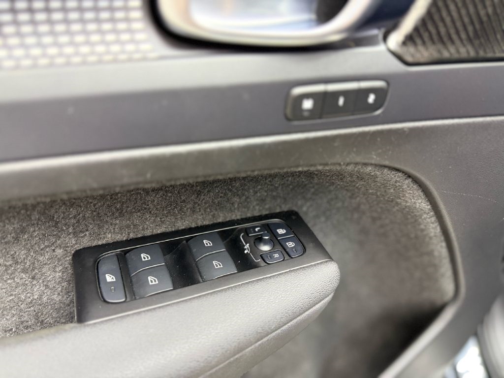 Volvo XC40 T5 R-Design AWD 2022