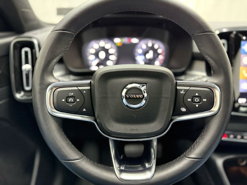 Volvo XC40 T5 R-Design AWD 2022