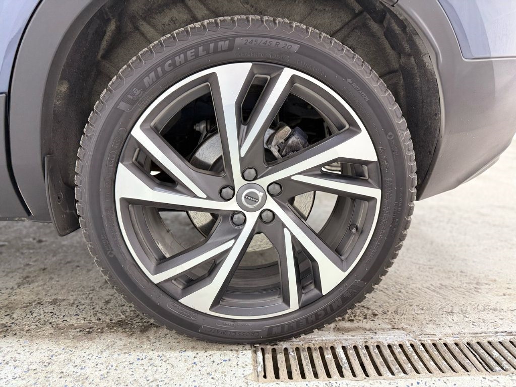 Volvo XC40 T5 R-Design AWD 2022